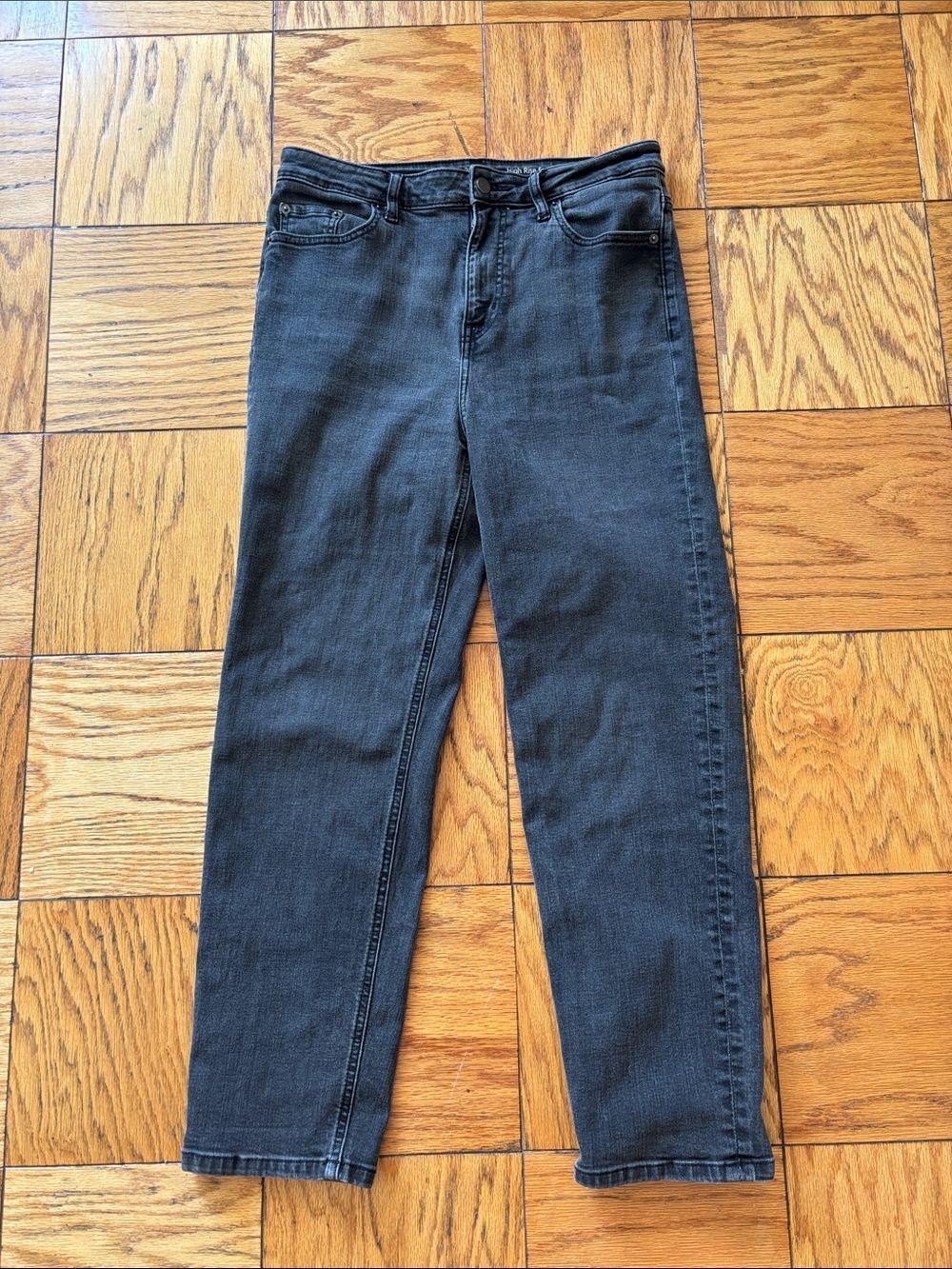 Amazon Essentials High Rise Straight Jeans in Grey/Black Stone Stone Size 10
